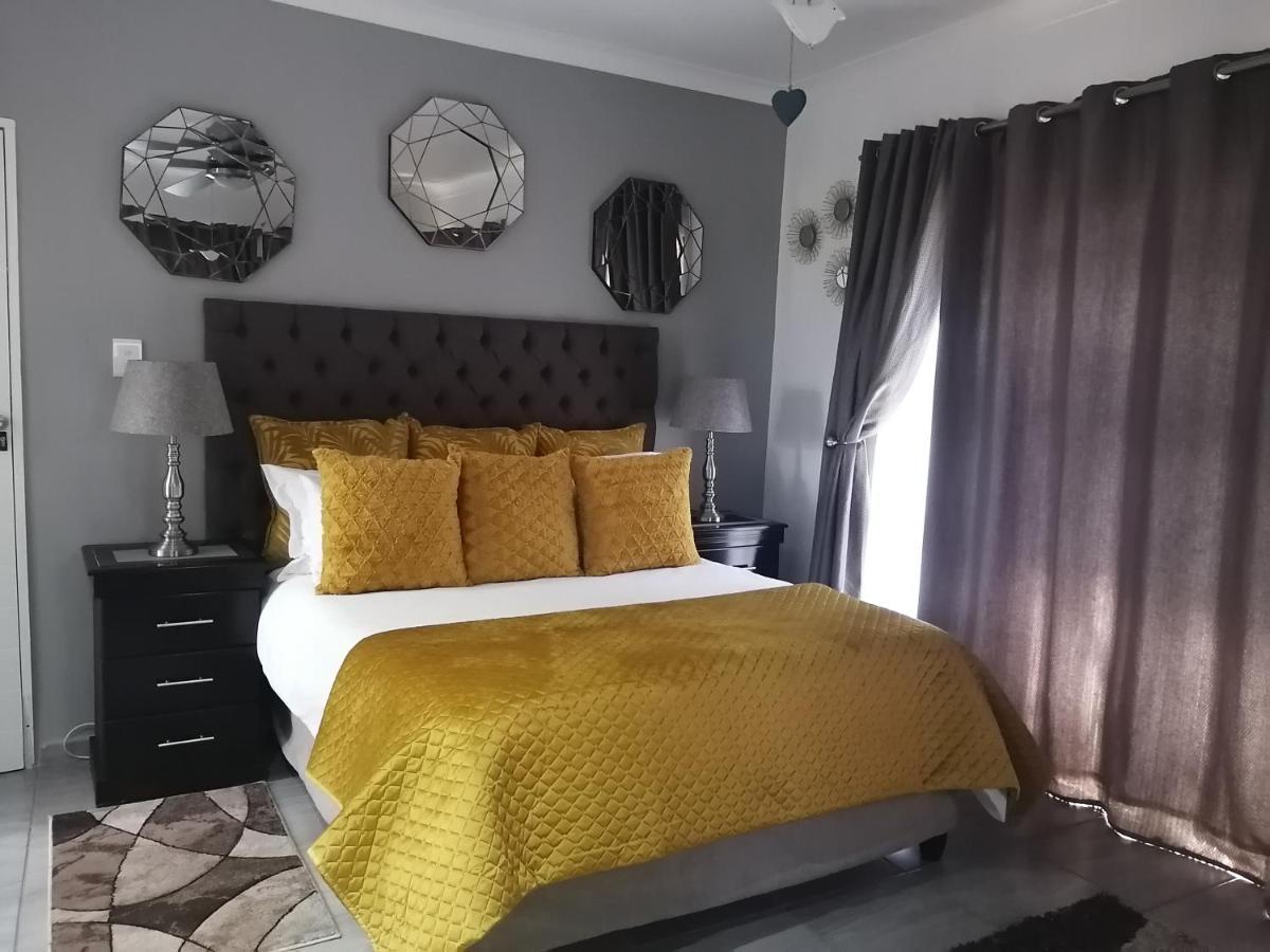 Roxy'S Rest Guest House 范德拜尔帕克 外观 照片