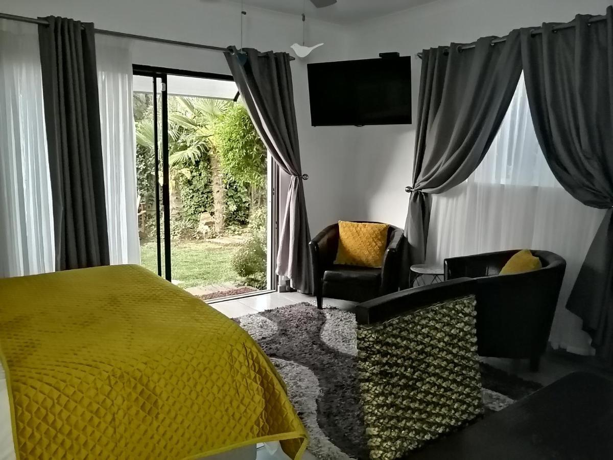 Roxy'S Rest Guest House 范德拜尔帕克 外观 照片