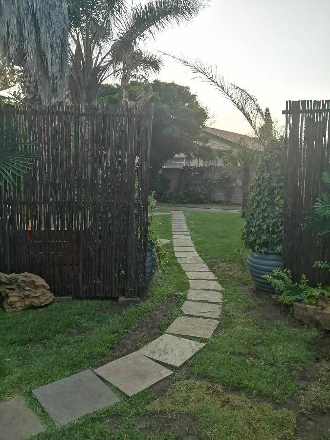 Roxy'S Rest Guest House 范德拜尔帕克 外观 照片
