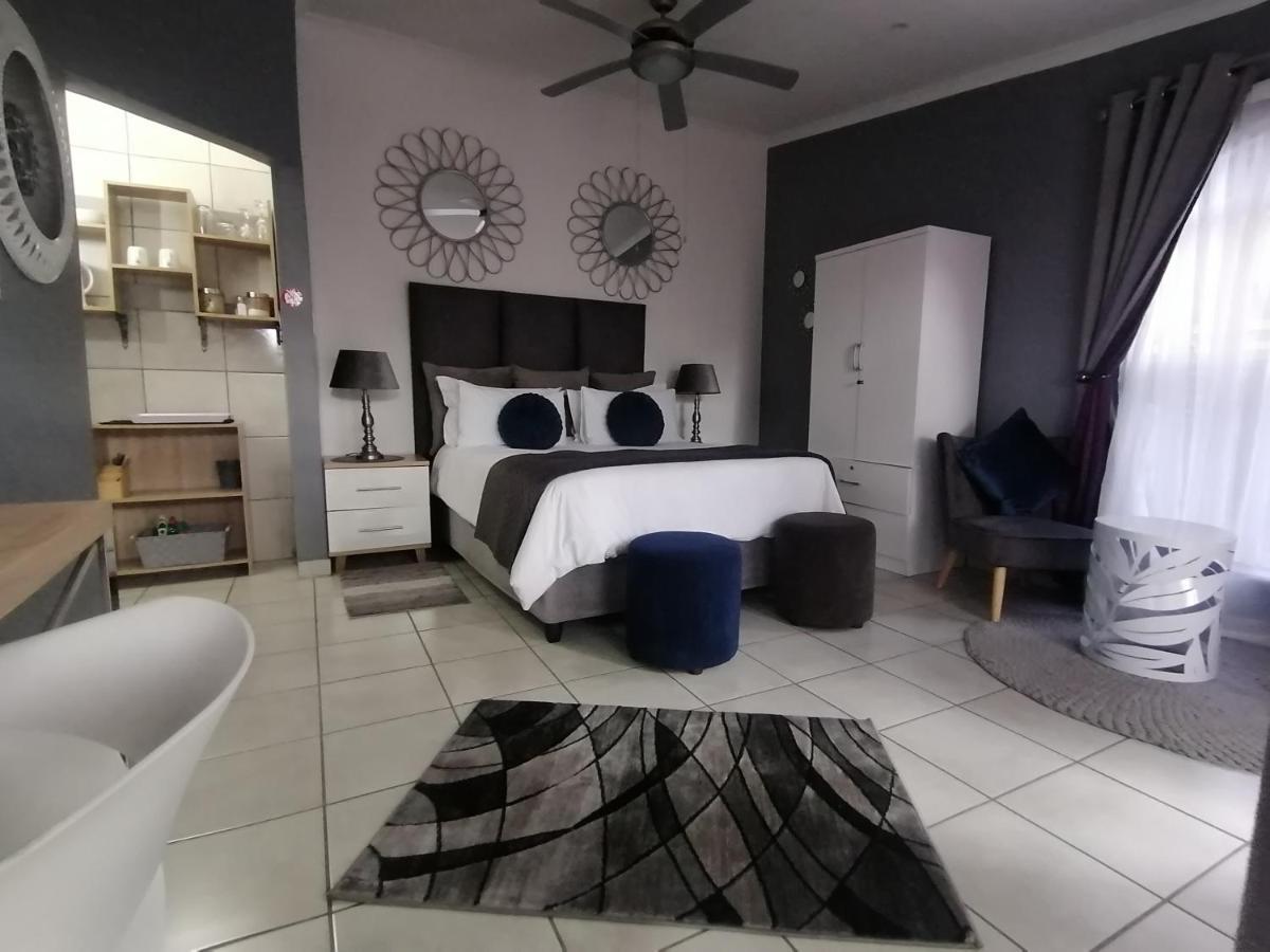 Roxy'S Rest Guest House 范德拜尔帕克 外观 照片