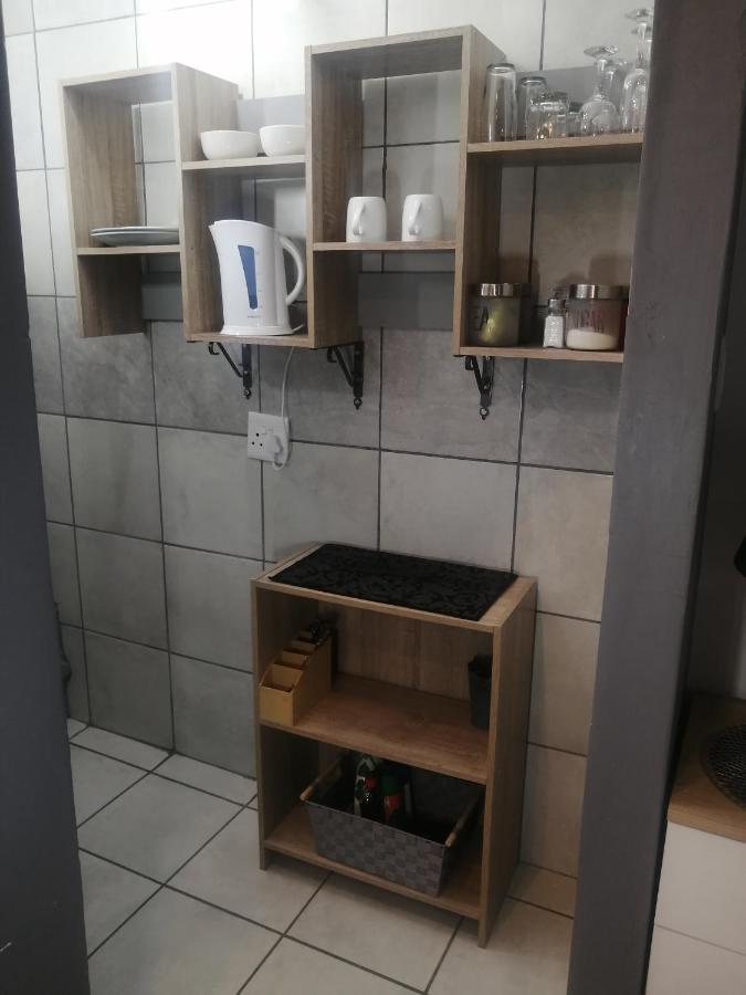 Roxy'S Rest Guest House 范德拜尔帕克 外观 照片